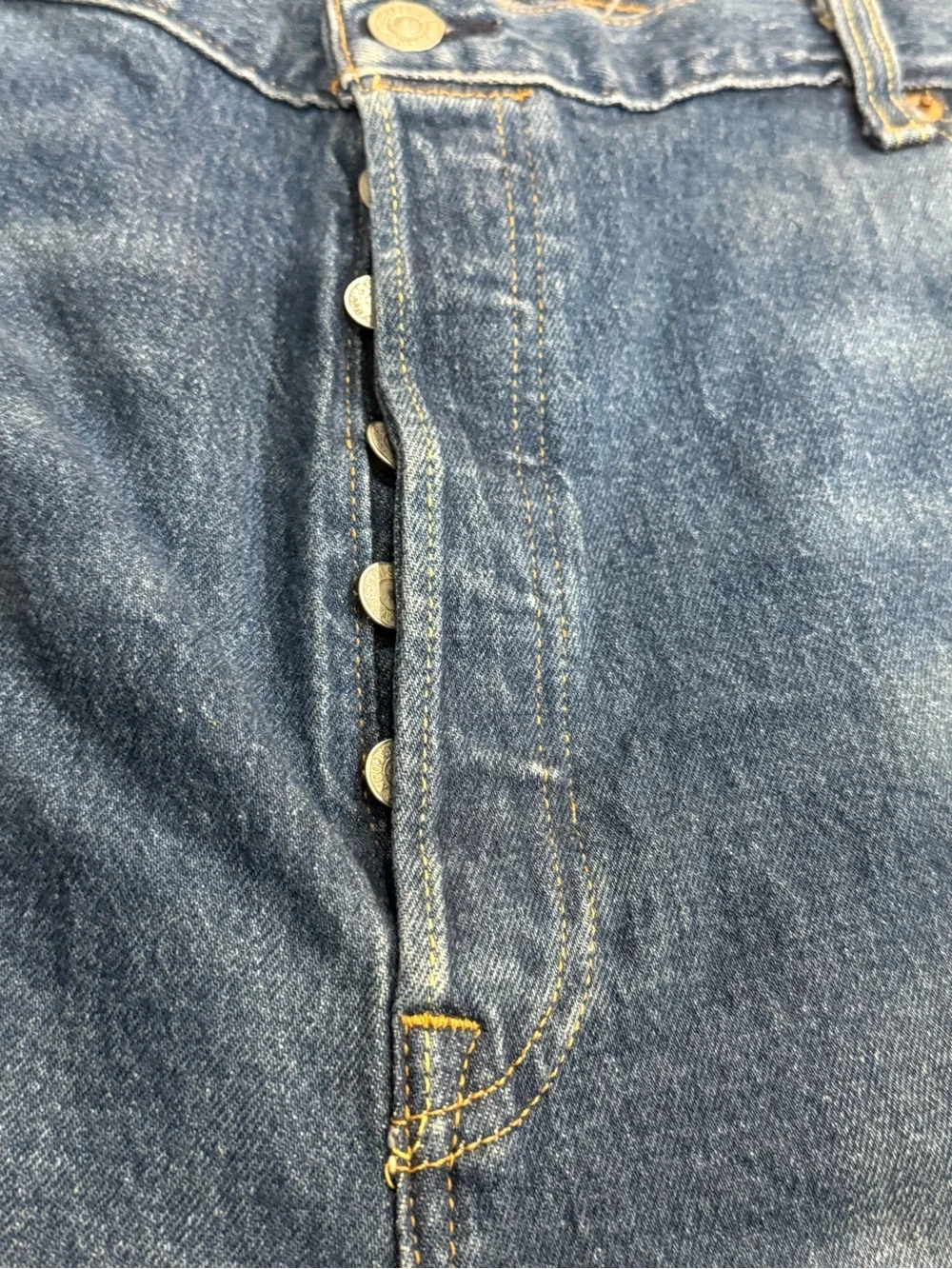 Levi’s 501 Original Men's Denim Shorts - Blue size 42x9